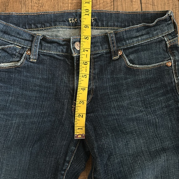 Old Navy Mid Rise The Flirt Bootcut Denim Jeans Size 4 - Picture 6 of 10